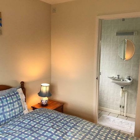 Barnfield Bed And Breakfast Downton  ภายนอก รูปภาพ